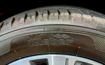 Peugeot 3008 I Crossover Facelifting 1.2 PureTech 130KM 2016 Peugeot 3008 Filmik VIDEO Head UP Panorama Navi Kamera Cofania 1.2 130KM, zdjęcie 36