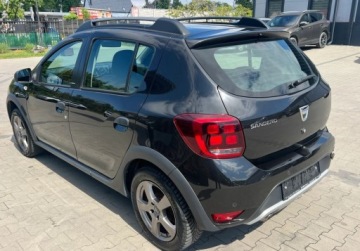 Dacia Sandero II Hatchback 5d Facelifting 0.9 TCe 90KM 2019 Dacia Sandero Stepway Klimatyzacja automatyczna Maly przebieg Fabryczne ra, zdjęcie 2