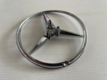 MERCEDES GLA X156 W156 13-19 ZNAK LOGO KRYT KUFRU CHRÓM ORIGINÁLNÍ