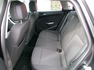 Opel Astra J Sports Tourer 1.4 Twinport ECOTEC 100KM 2012 Opel Astra J 1.4 1 wlasciciwl, zdjęcie 7