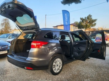 Ford Focus III Kombi Facelifting 1.0 EcoBoost 125KM 2017 Ford Focus 1.0 125 KM I Właściciel Przebieg 103, zdjęcie 10