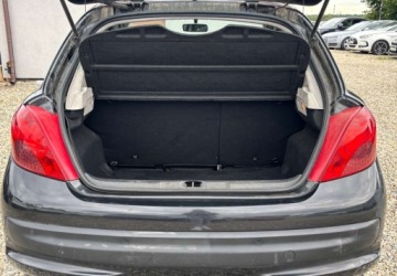 Peugeot 207 Hatchback 5d 1.6 HDi 90KM 2007 Peugeot 207 Niski przebieg 1.6 Diesel 90KM, zdjęcie 16