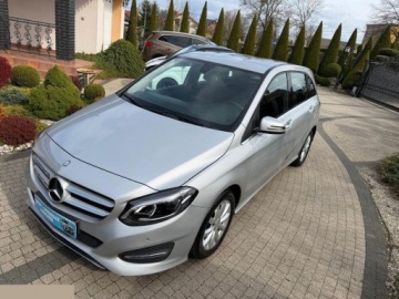 Mercedes Klasa B W246 Sports Tourer 180 CDI 109KM 2015 Mercedes-Benz Klasa B 180 CDI 7G-DCT 109KM 2015r, zdjęcie 23