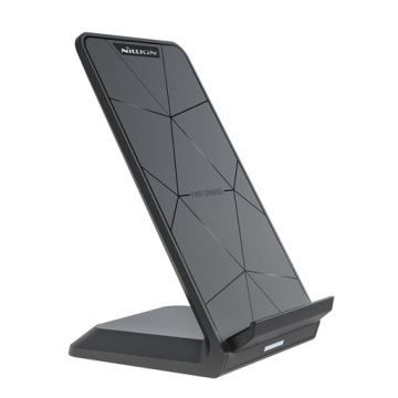 Индуктивное зарядное устройство Nillkin Stand PRO 15 Вт Qi