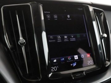 Volvo XC60 II 2020 Volvo XC 60 Momentum B4(mHEV) automat AWD navi, zdjęcie 26