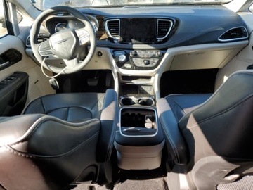 Chrysler Pacifica II 2022 Chrysler Pacifica Hybrid Limited 2022 3.6l 3.6 Hybryda 260KM, zdjęcie 8