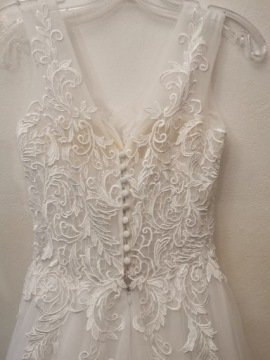 ПЛАТЬЕ КРУЖЕВНОЕ СВАДЕБНОЕ ПЛАТЬЕ размер 38\40 ОРИГИНАЛ