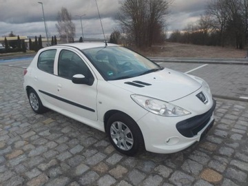 Peugeot 206 Hatchback 5d + 1.4 75KM 2010 PEUGEOT 206 plus 2010