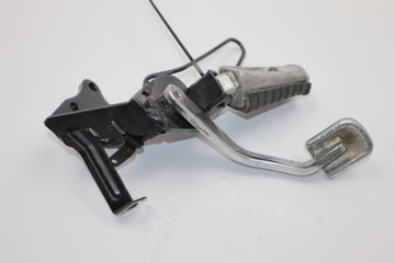 VTX1300 Комплект крепления для левой и правой передней подножки