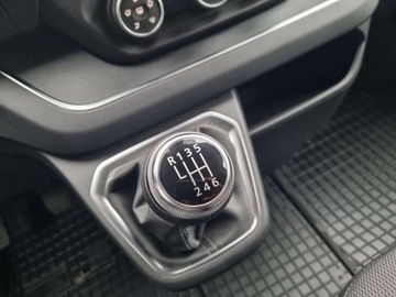 Renault Trafic III 2022 Renault Trafic Renault Trafic SpaceClass 2.0 dCi, auto jak nowe VAT23,1 wl, zdjęcie 21