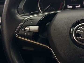 Skoda Octavia IV Kombi 2.0 TDI 115KM 2022 Skoda Octavia Ambition Kamera cofania CarPlayAndroid Auto LED 2.0, zdjęcie 19