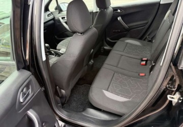 Peugeot 2008 I SUV Facelifting 1.5 BlueHDI 102KM 2019 Peugeot 2008 1.5Hdi Navi Ledy Extra stan 1.5 Diesel 102KM, zdjęcie 11