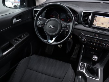 Kia Sportage III SUV Facelifting 2.0 CRDi 136KM 2016 Kia Sportage 2.0 CRDi, Navi, Klima, Klimatronic, zdjęcie 6