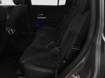 Mercedes GLB SUV AMG 35 2.0 306KM 2023 Mercedes GLB Poleasingowe.pl, zdjęcie 11