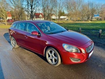 Volvo V60 I Kombi 2.0 D3 163KM 2013 Volvo V60 2013r Wrocław Rejestracja PL