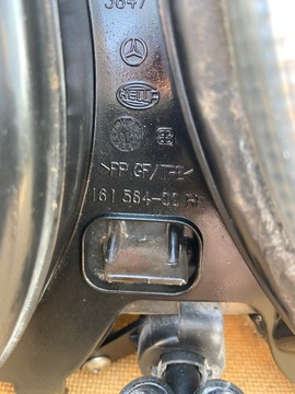 MERCEDES E TŘÍDA W211 02-06 SVĚTLO BI XENON PRAVÝ PŘEDNÍ KOMPLETNÍ EVROPA