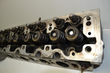 Mercedes R107 SL SLC 350 3.5 M116 Головка правая