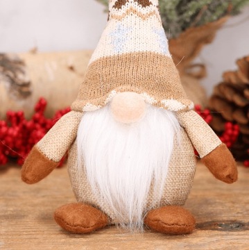 Skrzat chłopak - siedzący 26cm