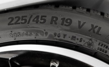 Toyota C-HR I Crossover Facelifting 1.8 Hybrid 122KM 2023 Toyota C-HR 1.8 Hybrid GPF GR Sport 1.8 Hybryda 122KM, zdjęcie 11