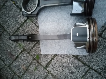 tłok korbowód nówka 2.0 ecoboost ford edge 19 lift escape 20 - USA