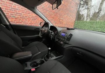 Hyundai i30 I CW 1.4 DIHC CVVT 109KM 2009 Hyundai i30 klima Isofix Relingi Gwarancja w cenie Warszawa VRDA 1.4, zdjęcie 8