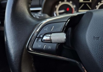 Skoda Scala Hatchback 1.0 TSI 110KM 2022 Skoda Scala SalonPL 1.0TSI 110KM Style DSG Kamera LED Kessy Alu17 Podgrzew, zdjęcie 19