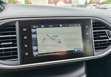 Peugeot 2015 Peugeot 308 swiezo sprowadzony, zarejestrowany 1.2 Benzyna 110KM, zdjęcie 17