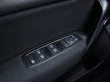 Renault Megane IV Hatchback 5d 1.6 SCe 114KM 2016 Renault Megane 1.6 SCe, Salon Polska, zdjęcie 16