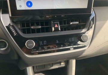 Toyota Corolla Cross 2.0 Hybrid Dynamic Force 197KM 2023 Toyota Corolla Cross Corolla Cross Comfort FV23 1 wlasciciel Bezwypadk, zdjęcie 20