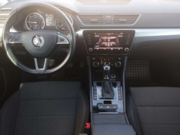 Skoda Superb III Liftback Facelifting 2.0 TDI SCR 150KM 2019 Skoda Superb 2.0 TDI 150KM DSG BiXenonCzujnikiSalonPL 2.0 Diesel 150KM, zdjęcie 11