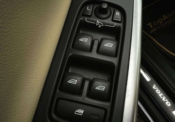 Volvo XC60 I SUV Facelifting 2.0 D4 DRIVE-E 190KM 2016 Volvo XC 60 2.0 D 190KM automatskoraNAVIbezwypadkowy GWARANCJA 2.0, zdjęcie 24