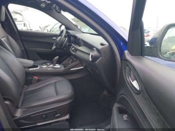 Alfa Romeo Stelvio 2022 Alfa Romeo Stelvio Sprint 2022 2.0l 2.0 Benzyna 280KM, zdjęcie 9