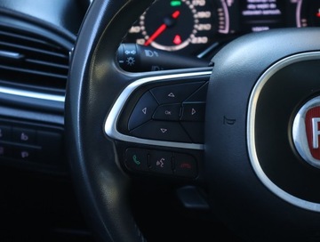 Fiat Tipo II Hatchback 1.6 MultiJet 120KM 2017 Fiat Tipo 1.6 MultiJet, Automat, Navi, Klima, zdjęcie 18