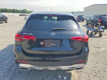 Mercedes GLC C254/X254 2024 Mercedes-Benz GLC 300 4matic 2024 2.0 Benzyna 255KM, zdjęcie 2