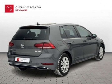 Volkswagen Golf VII Variant 2.0 TDI CR DPF BlueMotion Technology 150KM 2017 Volkswagen Golf FVmarza Kamera podgrz.fotele APP-Connect ASO 2.0 150KM, zdjęcie 4