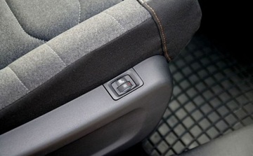 Citroen C3 III Hatchback Facelifting 1.2 PureTech 110KM 2023 Citroen C3 1.2 PureTech Max EAT6 Automat 110KM SalonPL Gwarancja od RiA, zdjęcie 29