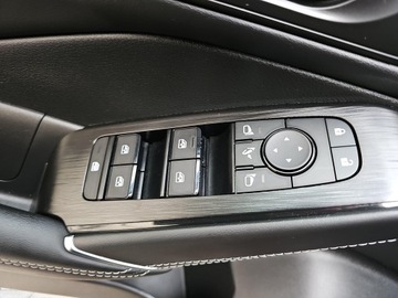 Nissan Qashqai III Crossover 1.3 DIG-T MHEV 140KM 2023 Nissan Qashqai Qashqai 1.3 DIG-T mHEV N-Connecta, zdjęcie 17