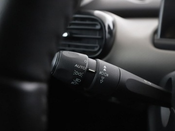 Citroen C4 Cactus Crossover Facelifting 1.2 PureTech 110KM 2018 Citroen C4 Cactus panorama navi PDC tempomat, zdjęcie 30