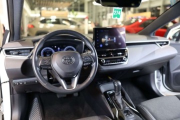 Toyota Corolla XII TS Kombi Facelifting 1.8 Hybrid 140KM 2023 Toyota Corolla 1.8 Hybrid Style 1.8 Hybryda 140KM, zdjęcie 23