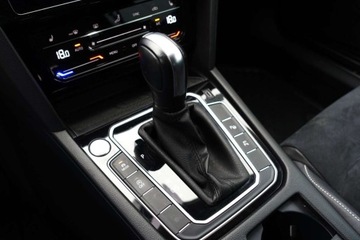 Volkswagen Passat B8 Variant Facelifting 2.0 TDI 190KM 2020 Volkswagen Passat DSG, Virtual, Hak, Tempomat, LED Matrix, Climatronic, Ka, zdjęcie 16