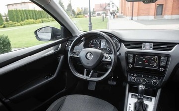 Skoda Octavia III Scout 2.0 TDI 184KM 2015 Skoda Octavia 2.0Tdi 184Ps 4x4 Automat DSG Ledy Navi Bixenon Parktronik 1W, zdjęcie 27