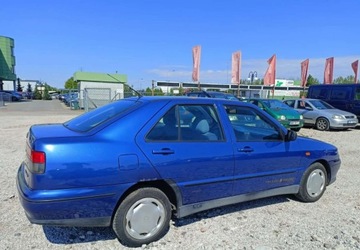 Seat Toledo I 1997 Seat Toledo Seat Toledo 1.8 SE 1.8 Benzyna 90KM, zdjęcie 3