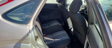 Ford Focus II Hatchback 5d 1.6 Duratorq TDCi 90KM 2010 Ford Focus 1.6 D KLIMA 5 drzwi bezwypadkowy Salon POLSKA 1.6 Diesel 90KM, zdjęcie 19