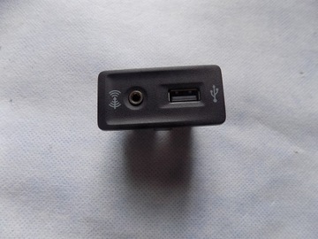 DW GOLF 7 PORT USB 5Q0035726B 5G0035222C