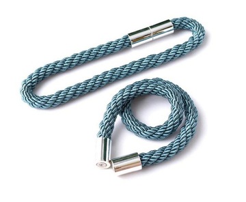 КРЕПЛЕНИЕ ШТОР, МАГНИТНАЯ ПРЯЖКА, ТОЛСТАЯ КРЫШКА, ДЕКОРАТИВНОЕ ОТДЕЛЕНИЕ