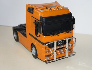 Duży samochód MERCEDES ACTROS 1/24 na pilot RC