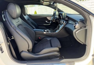 Mercedes Klasa C W205 Coupe 220 d 170KM 2016 Mercedes-Benz Klasa C Mercedes-Benz Klasa C 220 d 4-Matic 9G-TRONIC 2.1, zdjęcie 4
