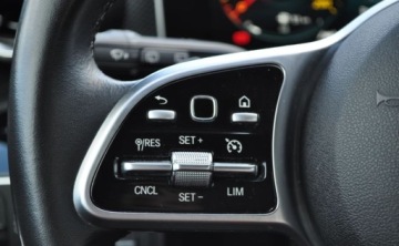 Mercedes Klasa A W177/V177 Hatchback 1.3 200 163KM 2018 Mercedes-Benz Klasa A A200 Automat Benzyna Kamera Nawigacja 1.3 Benzyna, zdjęcie 22