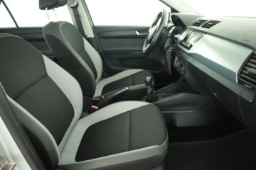 Skoda Fabia III Kombi 1.2 TSI 110KM 2015 Skoda Fabia 1.2 TSI, Salon Polska, Serwis ASO, zdjęcie 6