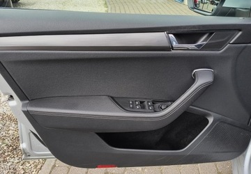 Skoda Superb III Liftback Facelifting 2.0 TSI 190KM 2022 Skoda Superb 2.0 TSI 190KM Style DSG Salon PL FV 2, zdjęcie 23